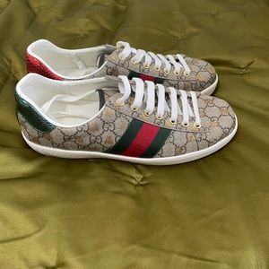 Women’s Ace GG Supreme sneakers with bees